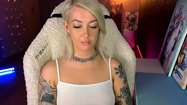 tykioty Miley online show from May 15, 1:42 pm