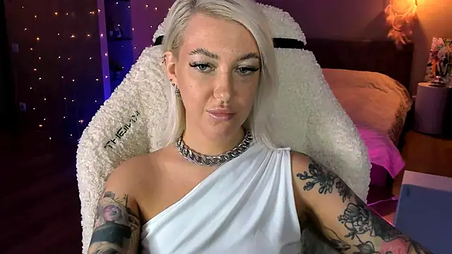 tykioty Miley online show from November 17, 11:03 am