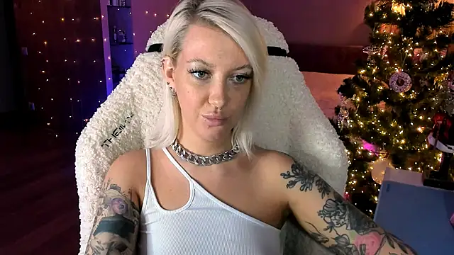 tykioty Miley online show from December 21, 1:24 pm