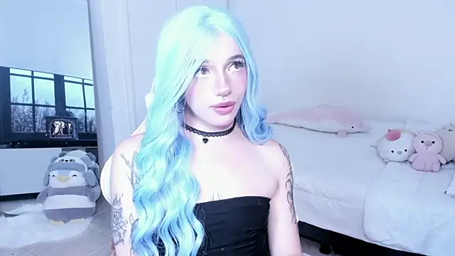 Snapshot of KloeKing__ chatting on November 11, 3:56 am KloeKing online show from November 11, 3:56 am