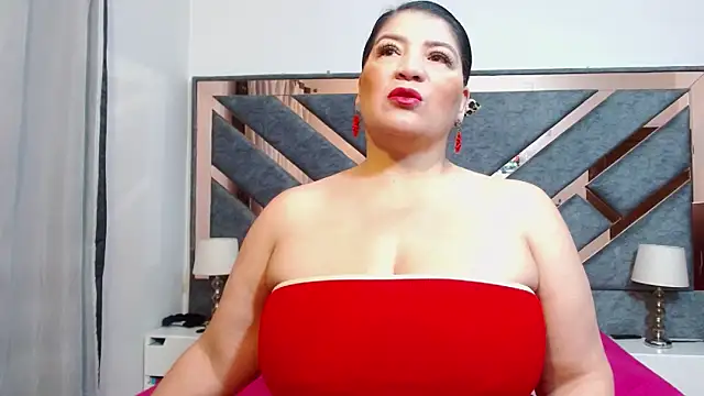 KarlaTesg online show from November 11, 9:04 am