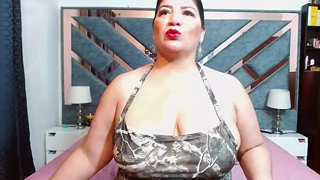 KarlaTesg online show from February 23, 10:05 am