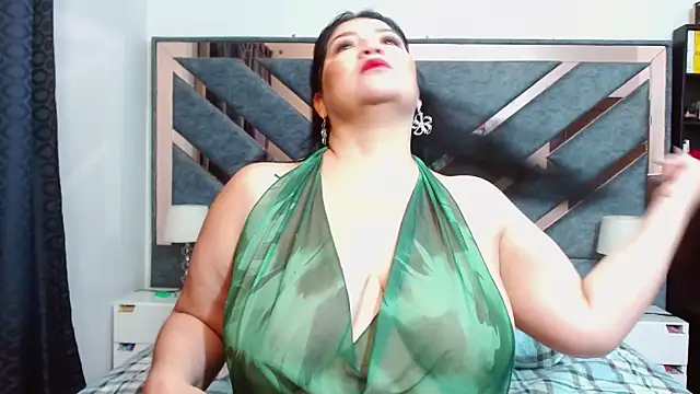 KarlaTesg online show from February 22, 9:55 am