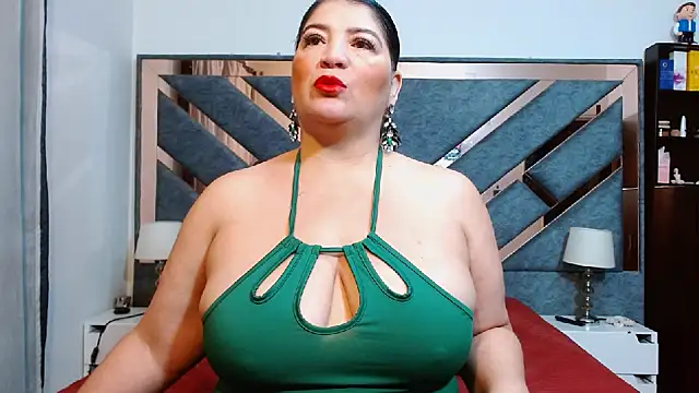 KarlaTesg online show from November 26, 9:42 am