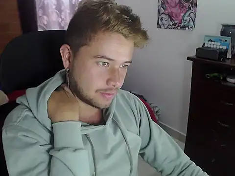 JOHANLEON1 online show from October 29, 2:16 pm