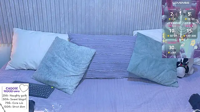 Eli666uwu online show from March 8, 2:04 am