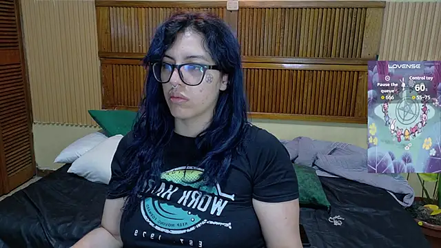 Eli666uwu online show from April 24, 10:17 am