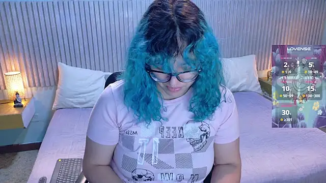 Eli666uwu online show from March 31, 10:50 am