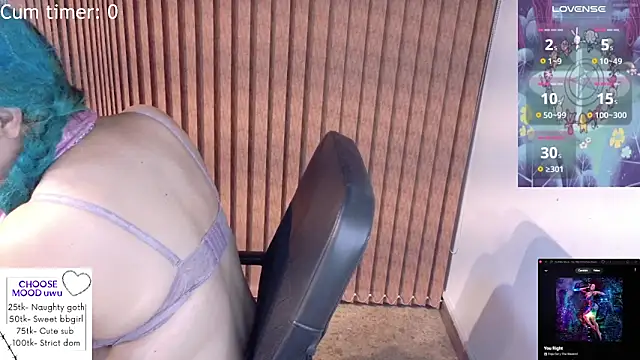 Eli666uwu online show from March 3, 1:29 pm