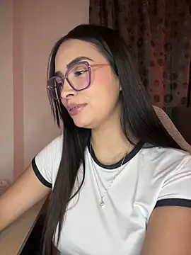 soy paulina online show from March 31, 5:31 am