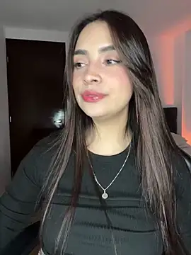 Snapshot of soy_paulina chatting on October 22, 3:06 am soy paulina online show from October 22, 3:06 am