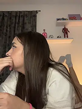 Snapshot of soy_paulina chatting on December 17, 7:07 am soy paulina online show from December 17, 7:07 am