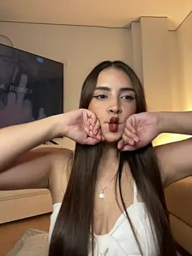 Snapshot of soy_paulina chatting on January 15, 4:04 am soy paulina online show from January 15, 4:04 am