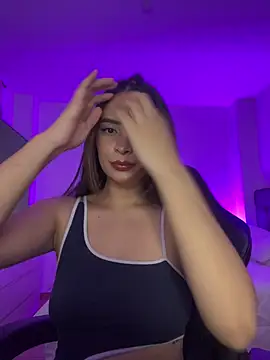 Snapshot of soy_paulina chatting on February 9, 5:08 am soy paulina online show from February 9, 5:08 am