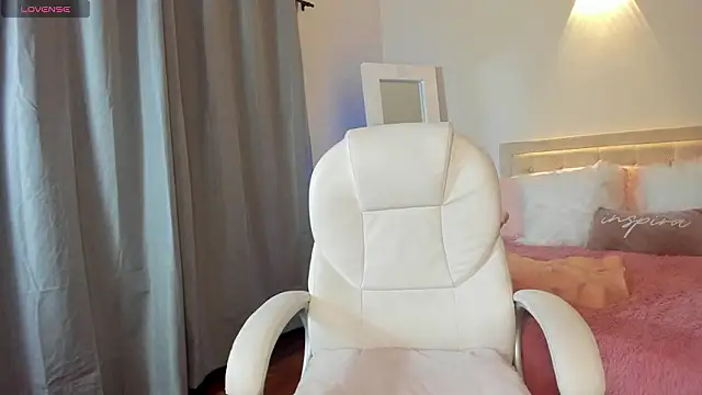 megan connor  online show from March 15, 2:51 am