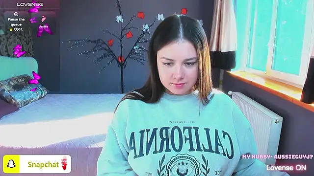 AnettaMilder online show from March 23, 6:35 am