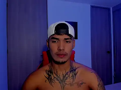 thomas latin boy online show from September 14, 6:41 pm