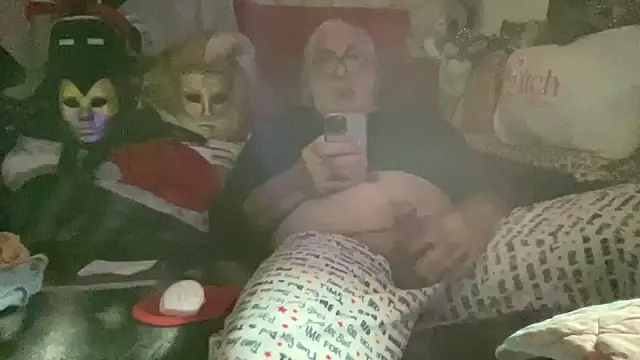 EroticVenetian online show from December 4, 10:53 pm