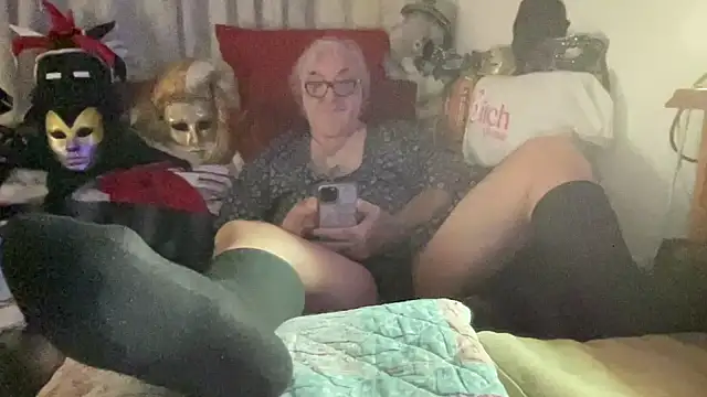 EroticVenetian online show from December 3, 7:41 am