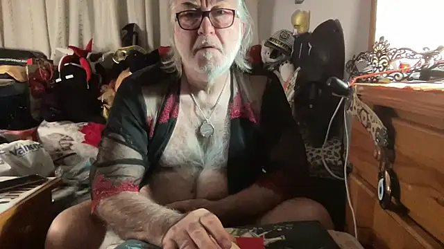 EroticVenetian online show from February 19, 6:32 am