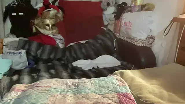 EroticVenetian online show from November 4, 7:06 pm