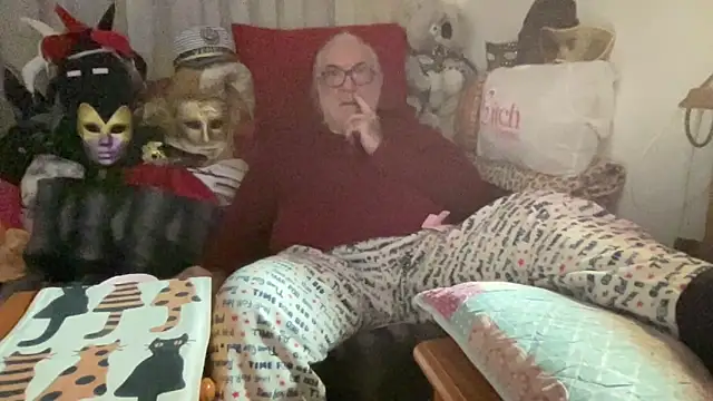 EroticVenetian online show from December 19, 6:49 am