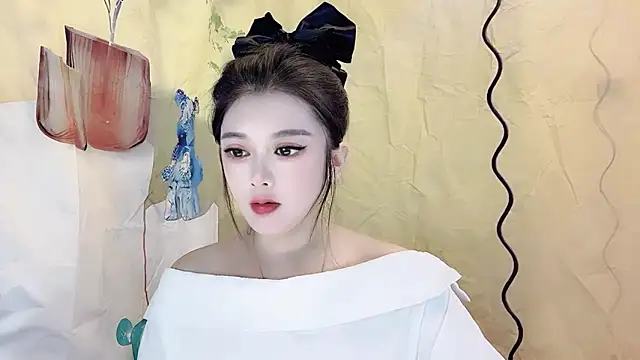 Snapshot of VIWVI chatting on October 17, 5:11 am VIWVI online show from October 17, 5:11 am
