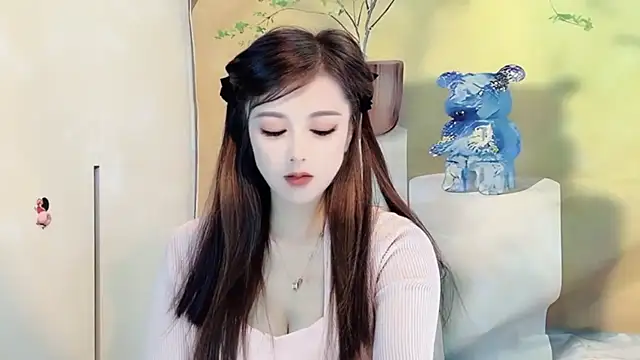 Snapshot of VIWVI chatting on March 10, 2:39 am VIWVI online show from March 10, 2:39 am