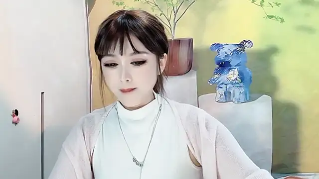 Snapshot of VIWVI chatting on March 13, 5:54 am VIWVI online show from March 13, 5:54 am