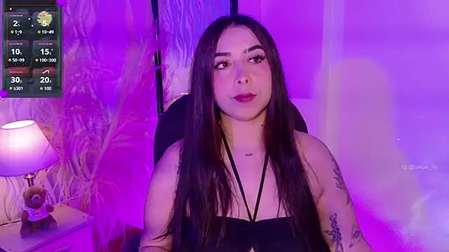 ANNE HONEY55 online show from April 7, 9:16 pm