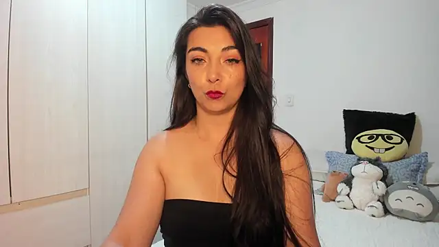 Karla hernandez  online show from June 2, 10:37 am
