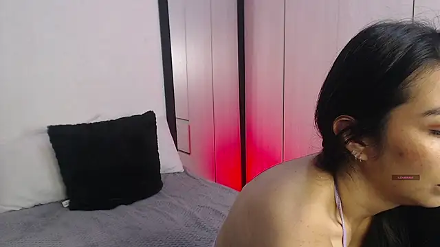 Snapshot of Karla_hernandez_ chatting on November 10, 1:27 pm Karla hernandez online show from November 10, 1:27 pm