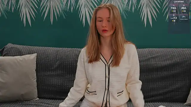 Alexandra Demore online show from February 27, 8:09 pm