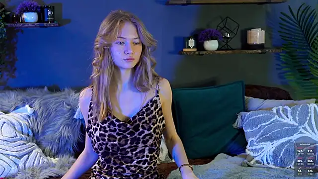 Alexandra Demore online show from March 22, 11:42 pm