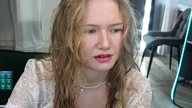 Alexandra Demore online show from June 11, 7:33 pm