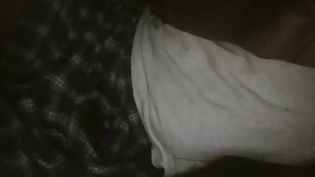 Snapshot of ThatDickSexy2 chatting on October 17, 3:43 am ThatDickSexy2 online show from October 17, 3:43 am