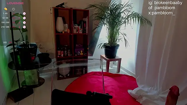 droolingdollfacee online show from February 26, 4:38 pm