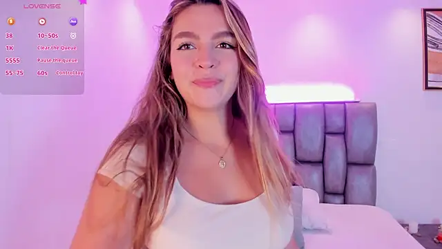 Snapshot of ambarcarterr chatting on February 28, 12:52 pm ambarcarterr online show from February 28, 12:52 pm