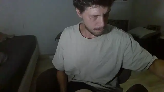 Snapshot of prorafadodoce chatting on February 18, 6:37 am prorafadodoce online show from February 18, 6:37 am