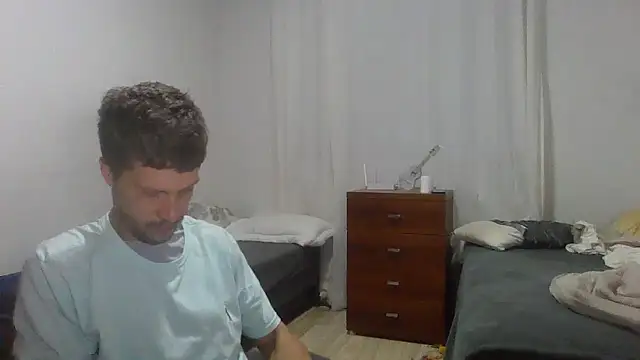 Snapshot of prorafadodoce chatting on September 17, 7:43 am prorafadodoce online show from September 17, 7:43 am