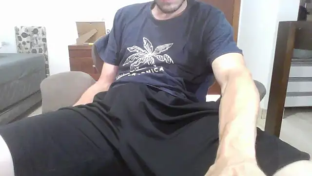 Snapshot of prorafadodoce chatting on February 13, 12:11 pm prorafadodoce online show from February 13, 12:11 pm