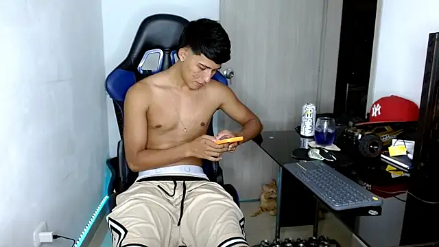 Snapshot of Juan_da01 chatting on March 10, 3:23 am Juan da01 online show from March 10, 3:23 am