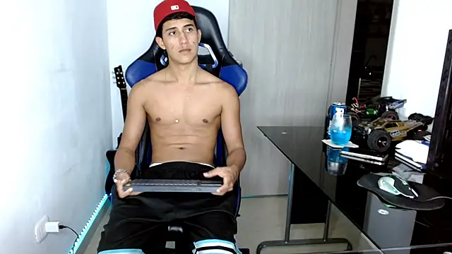 Snapshot of Juan_da01 chatting on February 20, 12:52 am Juan da01 online show from February 20, 12:52 am
