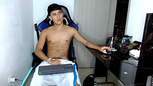Snapshot of Juan_da01 chatting on February 22, 6:50 am Juan da01 online show from February 22, 6:50 am