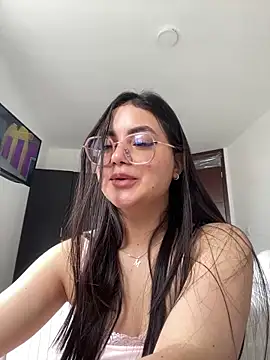 Snapshot of montmariana chatting on January 26, 4:41 pm montmariana online show from January 26, 4:41 pm
