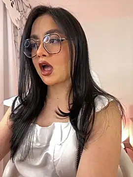 Snapshot of montmariana chatting on October 6, 1:51 am montmariana online show from October 6, 1:51 am