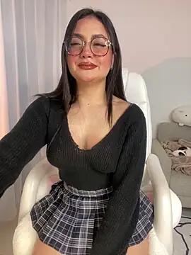 Snapshot of montmariana chatting on March 11, 3:36 am montmariana online show from March 11, 3:36 am