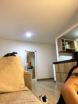 Snapshot of montmariana chatting on December 2, 1:31 am montmariana online show from December 2, 1:31 am