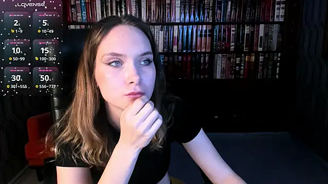 LinaVolberg online show from November 30, 1:01 pm