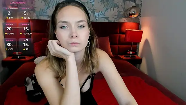 LinaVolberg online show from September 27, 6:19 am